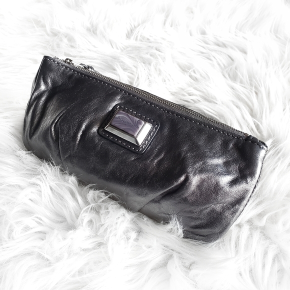 Marc Jacobs Metallic Graphite Leather Zip Clutch - Picture 2 of 6